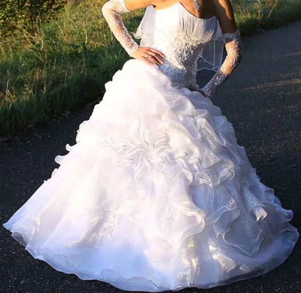 Продам свадебное платье,  модель 